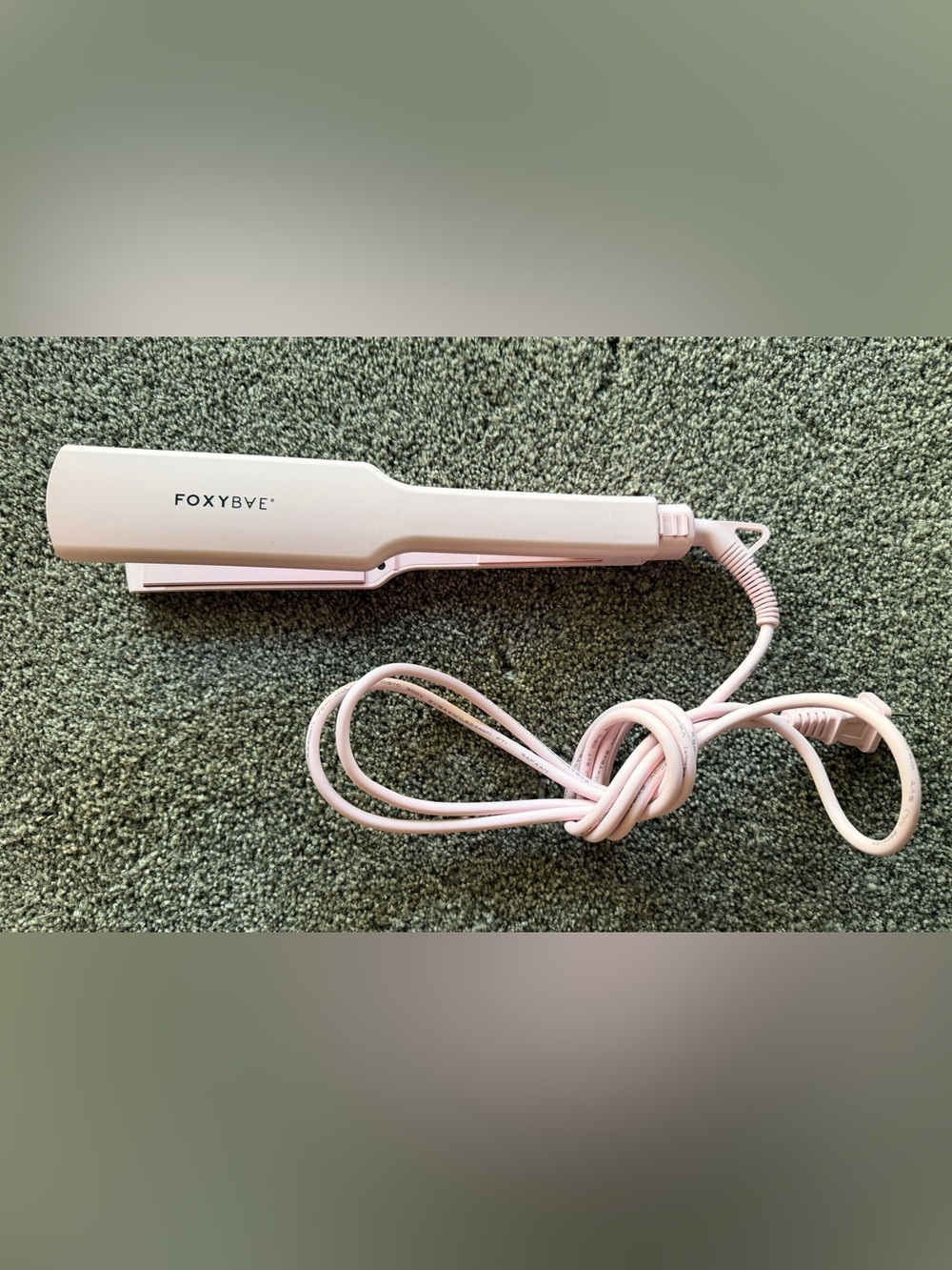 FoxyBae Pink Hair Straightener